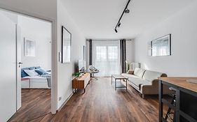 Prime Time Apartament - 24H Check -In - Parking W Cenie